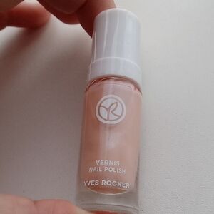 5/$25 Yves Rocher Soft Nude Pink